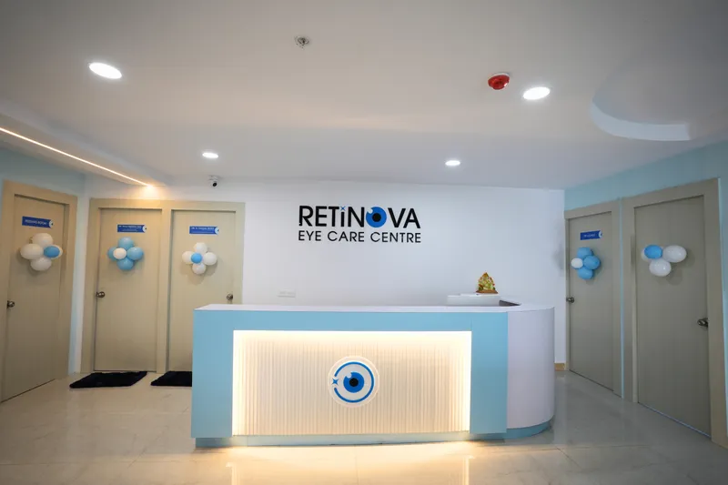 Retinova Eyecare website screenshot